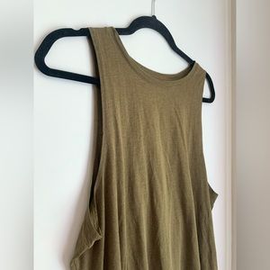 Girlfriend Collective / Green Tank crop / XXL
